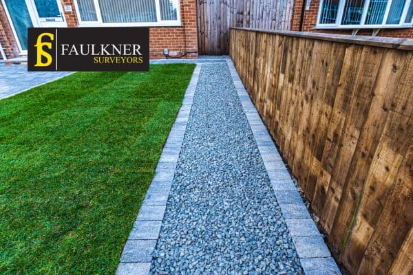 Can my Neighbour attach a fence to my wall? 3 Property Boundaries and the Basics of Land Boundaries Swindon