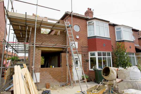 How Do Construction Methods Affect Party Wall Requirements? A Homeowner’s Guide 4 Frequently Asked Questions Swindon